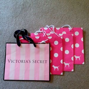 VS Pink gift bags